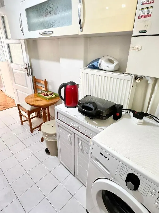 Very Close To Bosphorus, Beautiful 2 Rooms 1 Salon Flat, Excellent Location Istanbul 0*,