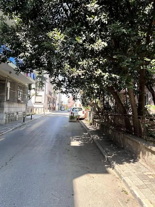 Apartment Very Close To Bosphorus, Beautiful 2 Rooms 1 Salon Flat, Excellent Location Istanbul Turkey