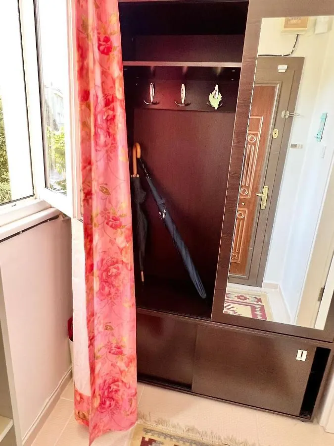 Very Close To Bosphorus, Beautiful 2 Rooms 1 Salon Flat, Excellent Location Istanbul