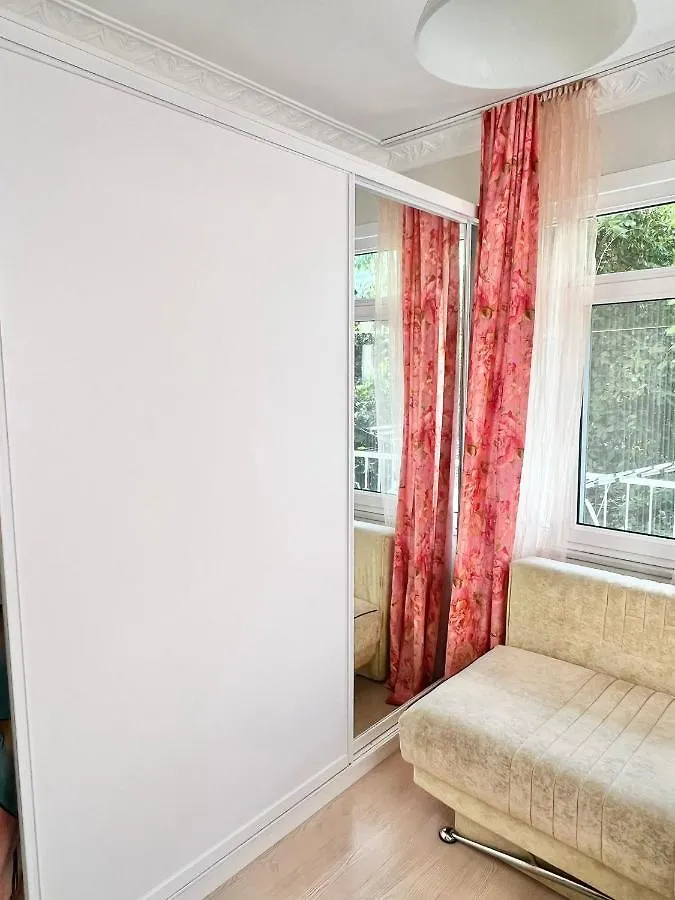 Apartment Very Close To Bosphorus, Beautiful 2 Rooms 1 Salon Flat, Excellent Location Istanbul Turkey