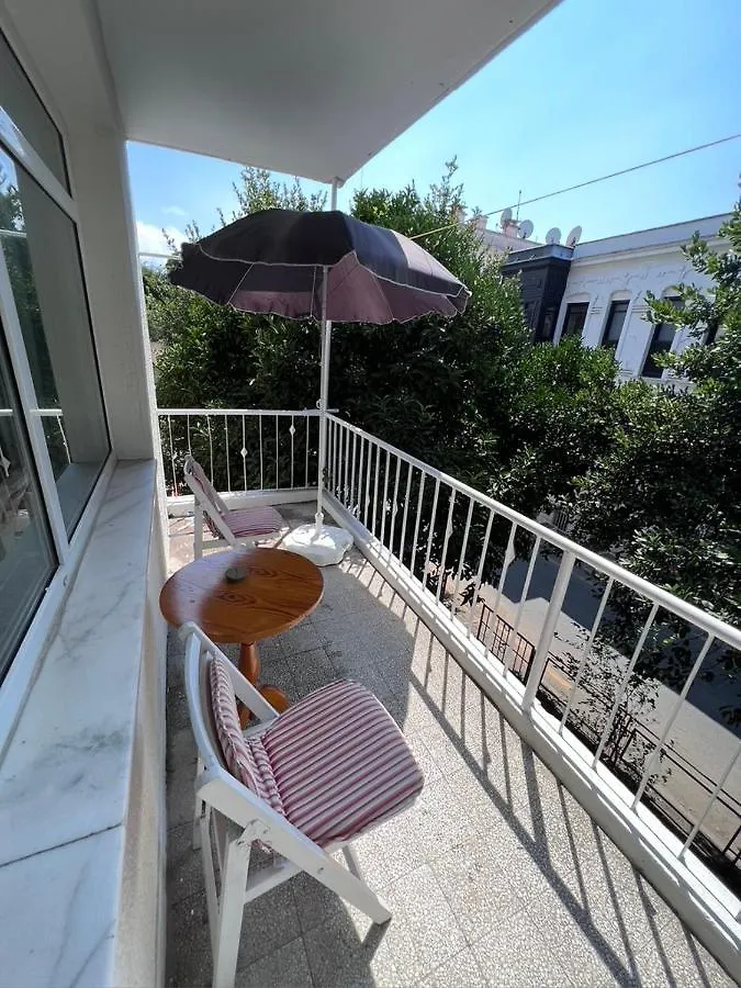 Apartment Very Close To Bosphorus, Beautiful 2 Rooms 1 Salon Flat, Excellent Location Istanbul